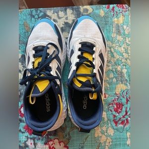 Adidas Men’s Tennis Shoes size 8